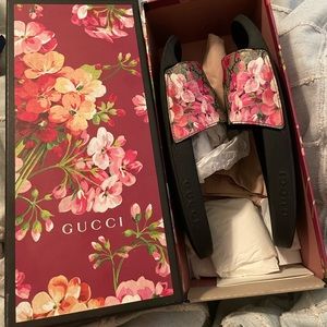 GUCCI GG Blooms Supreme floral slide sandal